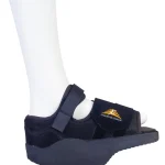 נעל לאחר ניתוח עם עקב גבוה