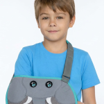 מתלה יד לילדים אורתופדי – תמיכה וקיבוע לזרוע לאחר פציעה