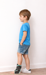 תומך ומגן קרסול לילדים אורתופדי – יציבות והגנה בזמן פעילות